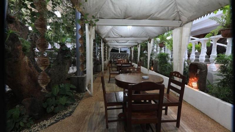 هتل Luljettas Place Garden Suites