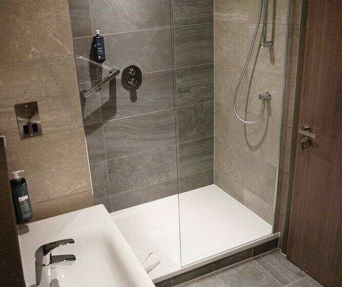 Maldron Hotel Glasgow City