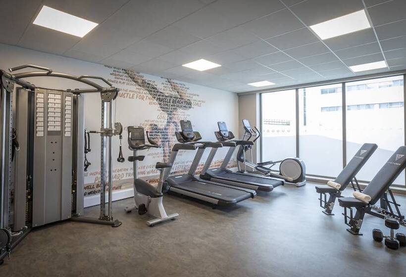 Maldron Hotel Glasgow City