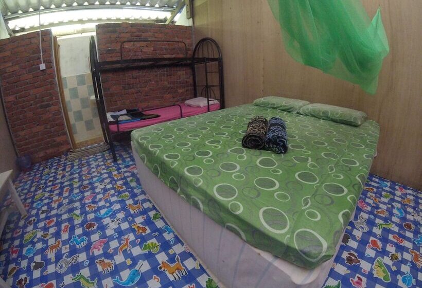 Hotel Naga Puri Beach Retreat