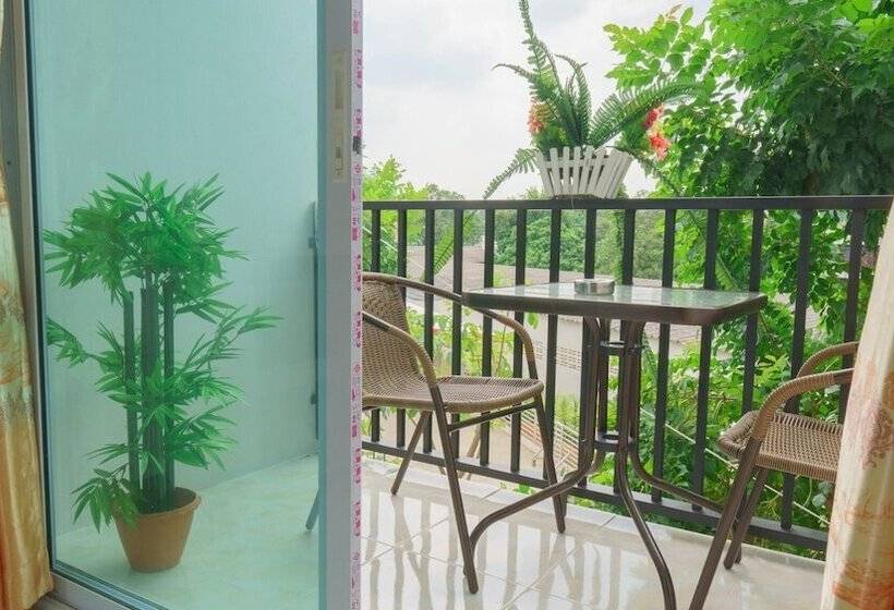 Отель Pantip Boutique