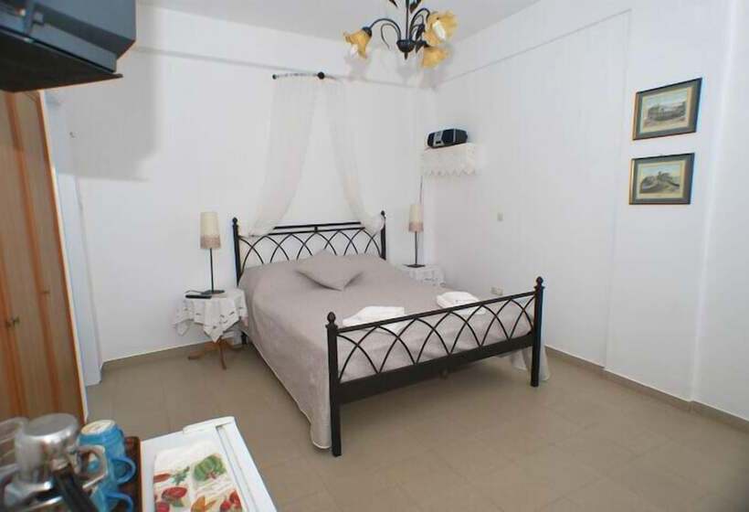 فندق Pension Moschoula