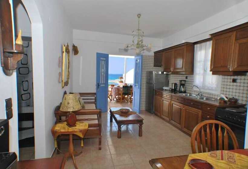 فندق Pension Moschoula