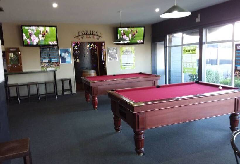 فندق Pine Lake View Lodge