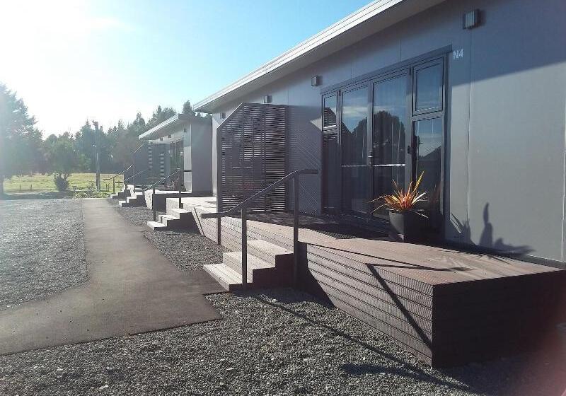 فندق Pine Lake View Lodge