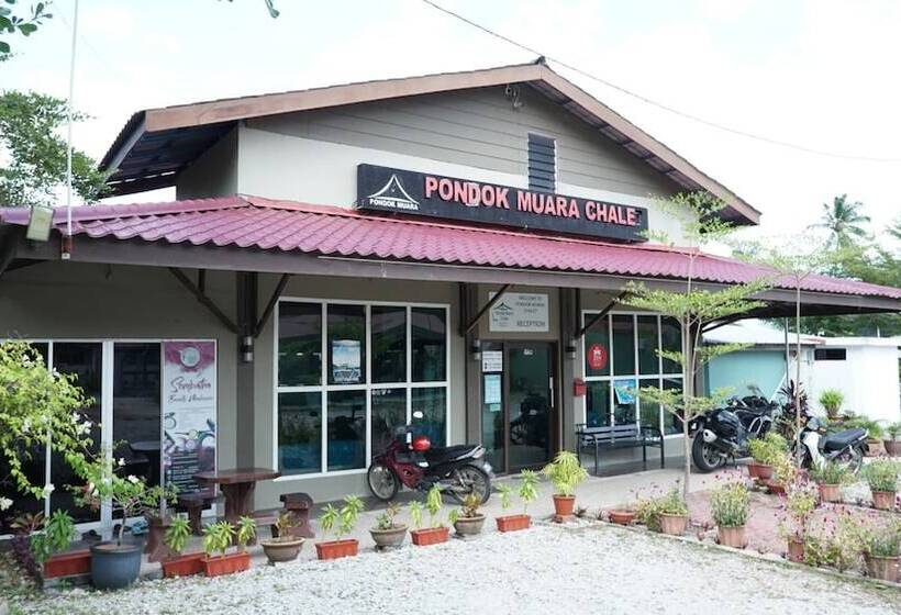 호텔 Pondok Muara Chalet