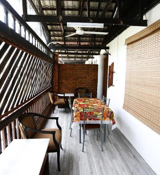 호텔 Pondok Muara Chalet