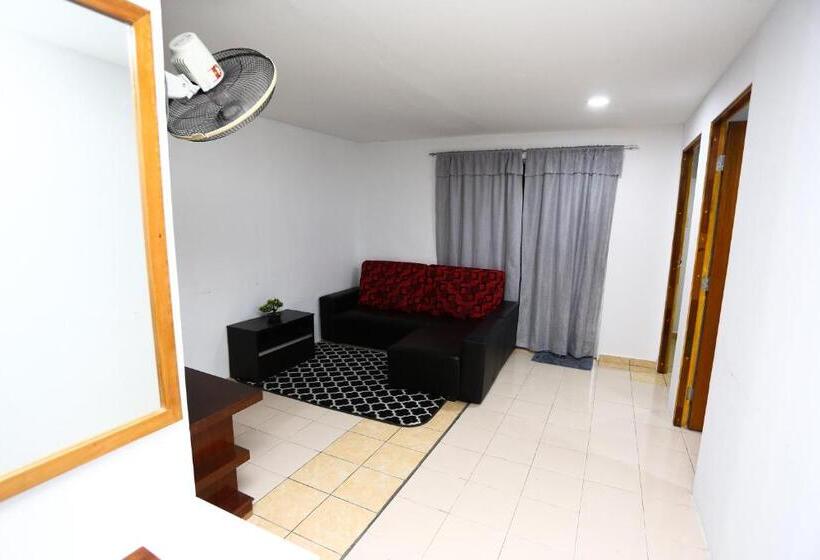 호텔 Pondok Muara Chalet