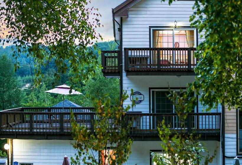 בית מלון כפרי Pyeongchang Secret Garden Pension