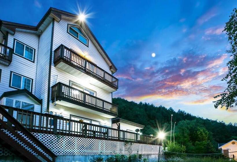 בית מלון כפרי Pyeongchang Secret Garden Pension