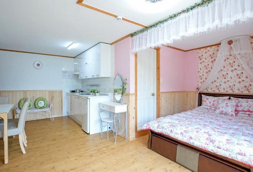 בית מלון כפרי Pyeongchang Secret Garden Pension