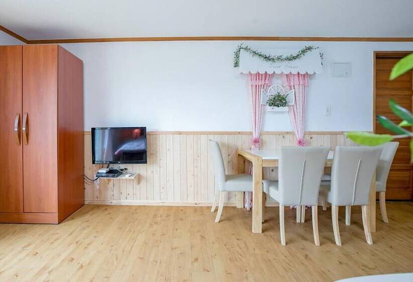 בית מלון כפרי Pyeongchang Secret Garden Pension