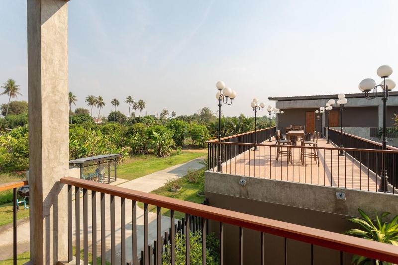 Отель Sansuntree