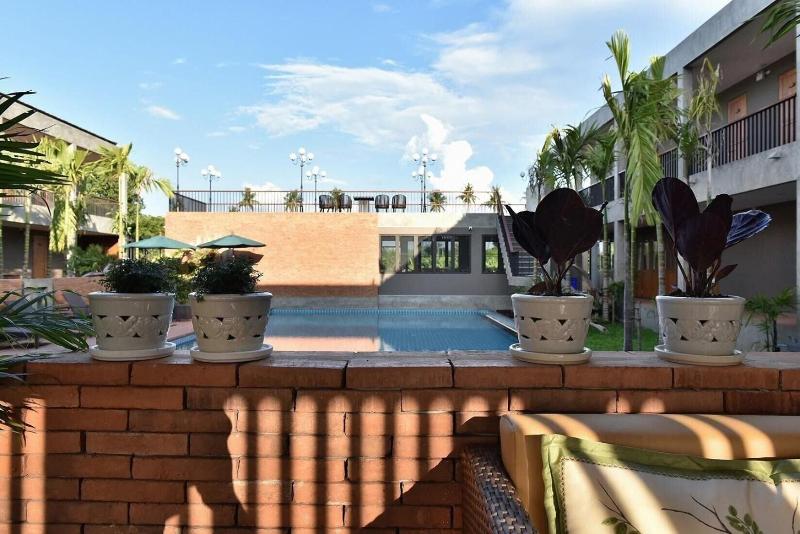 Отель Sansuntree