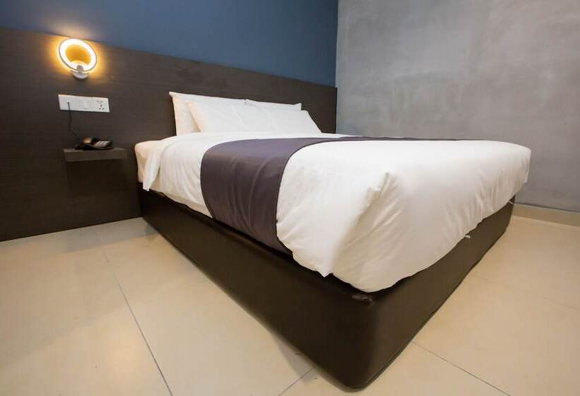 فندق Signature 1