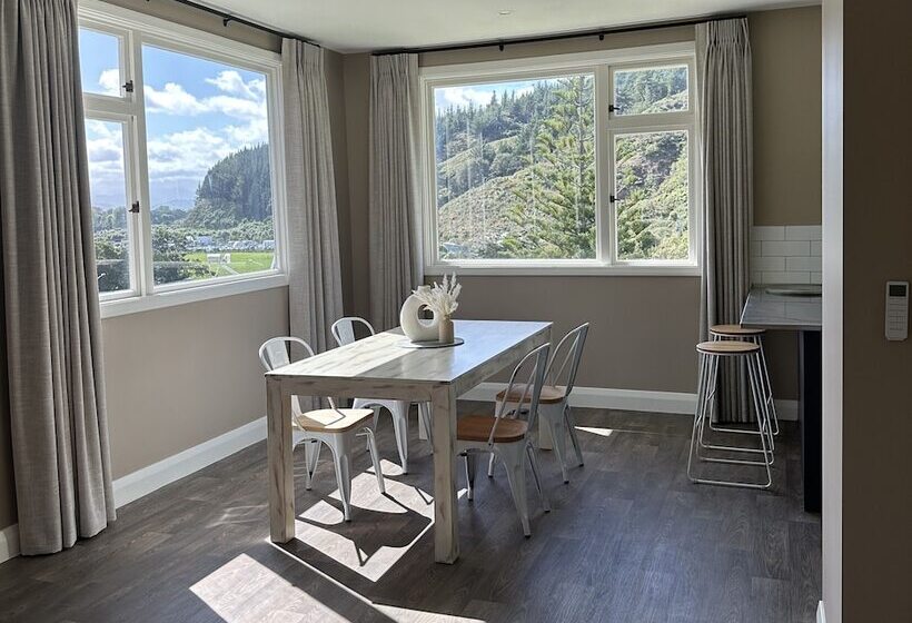 فندق Silverstream Retreat