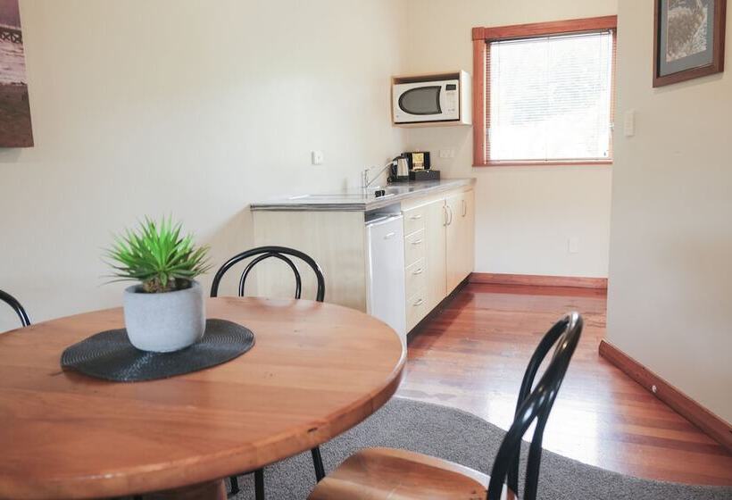 فندق Silverstream Retreat