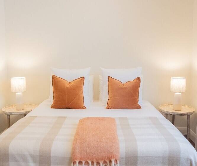 فندق Silverstream Retreat