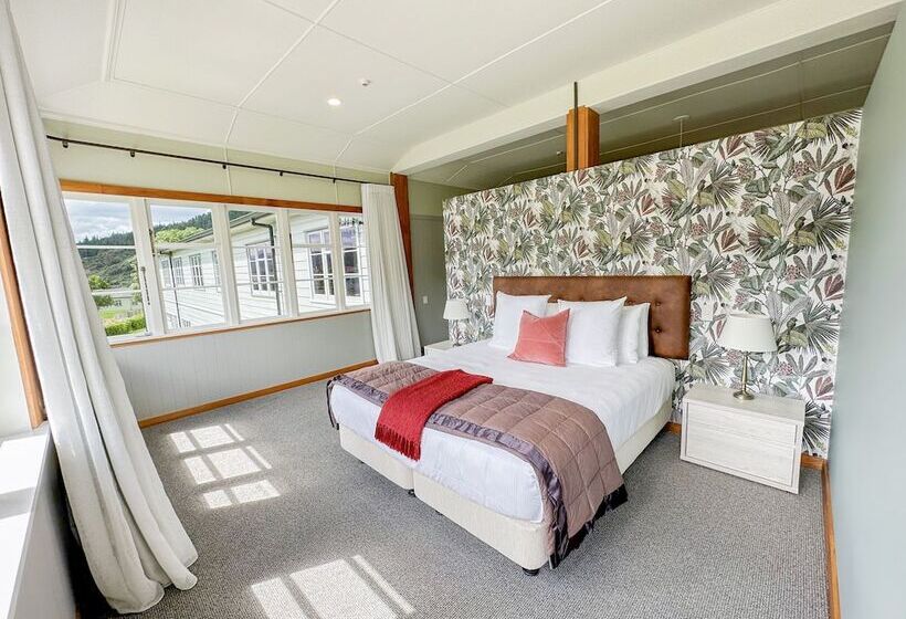 فندق Silverstream Retreat