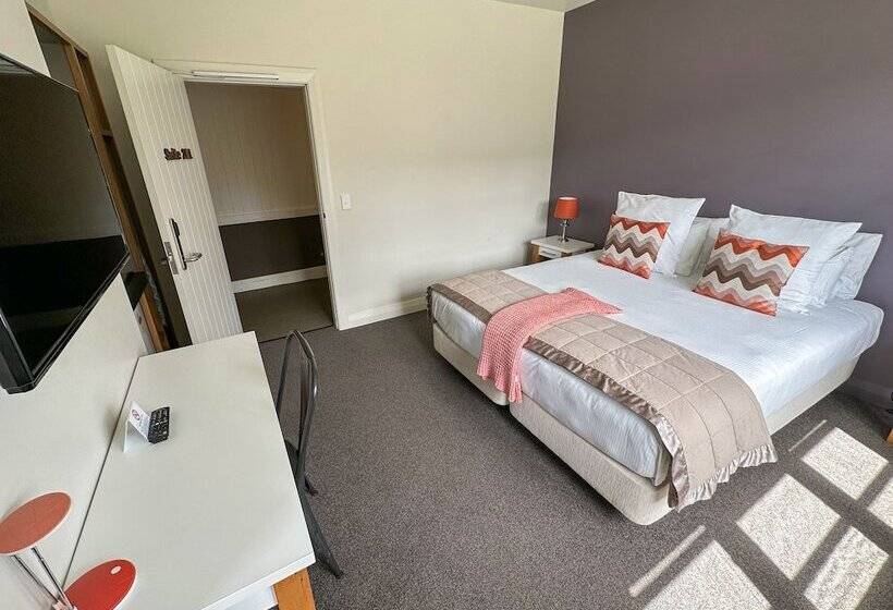 فندق Silverstream Retreat