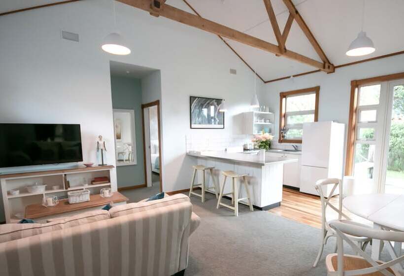 فندق Silverstream Retreat