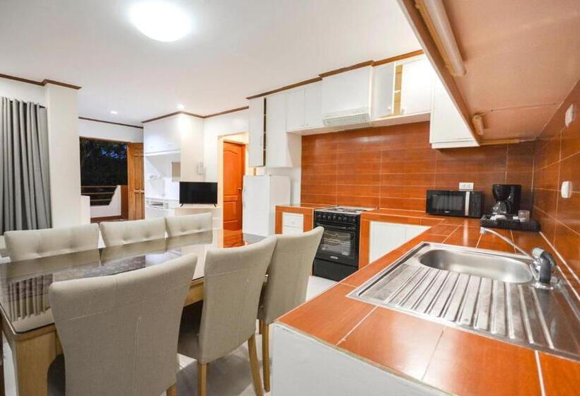 هتل Sur Beach Resort Boracay