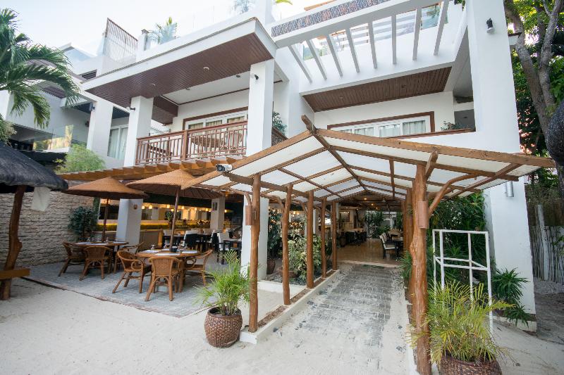 בית מלון כפרי Sur Beach Resort Boracay