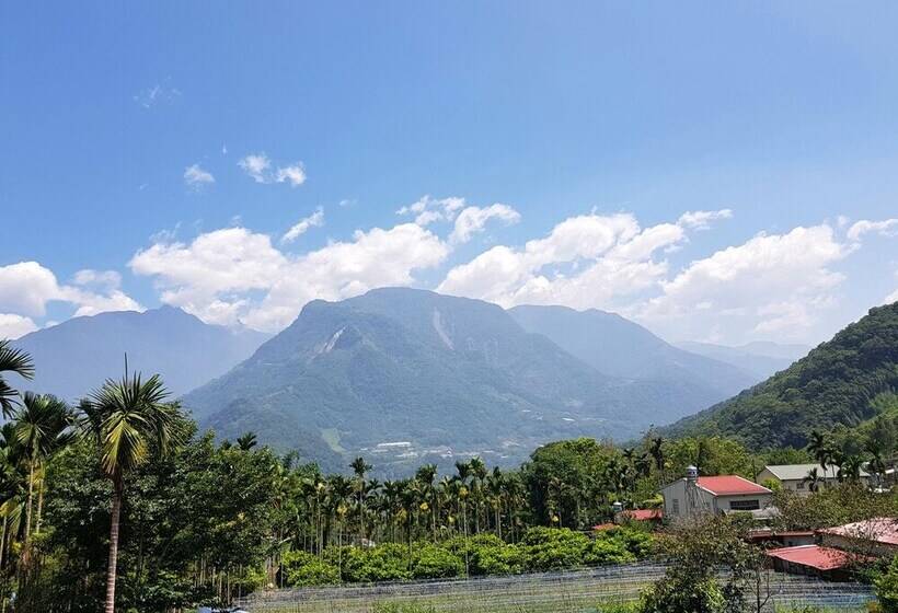 هتل Tabakai Bed And Breakfast