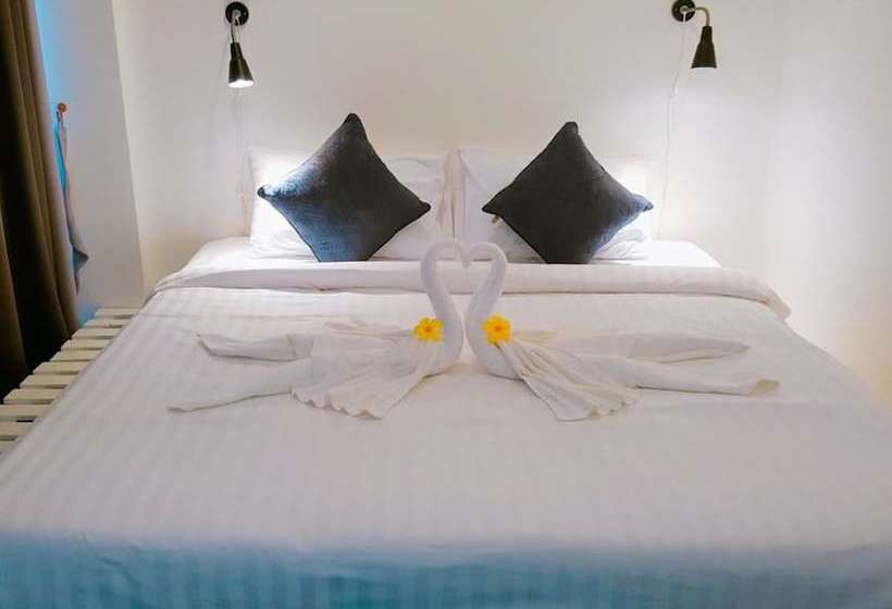 酒店 Take A Break At Naiyang Beach Hostel