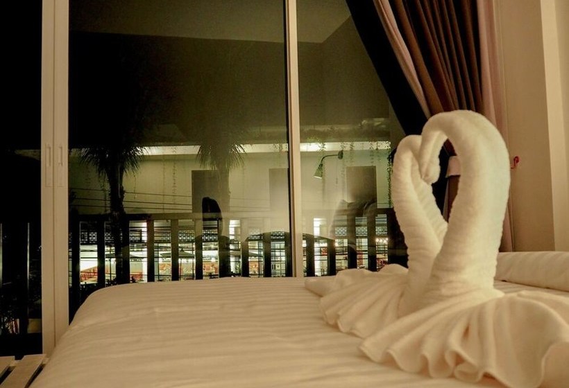 酒店 Take A Break At Naiyang Beach Hostel