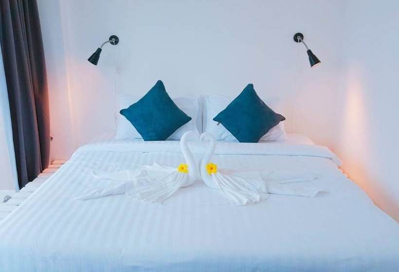 酒店 Take A Break At Naiyang Beach Hostel