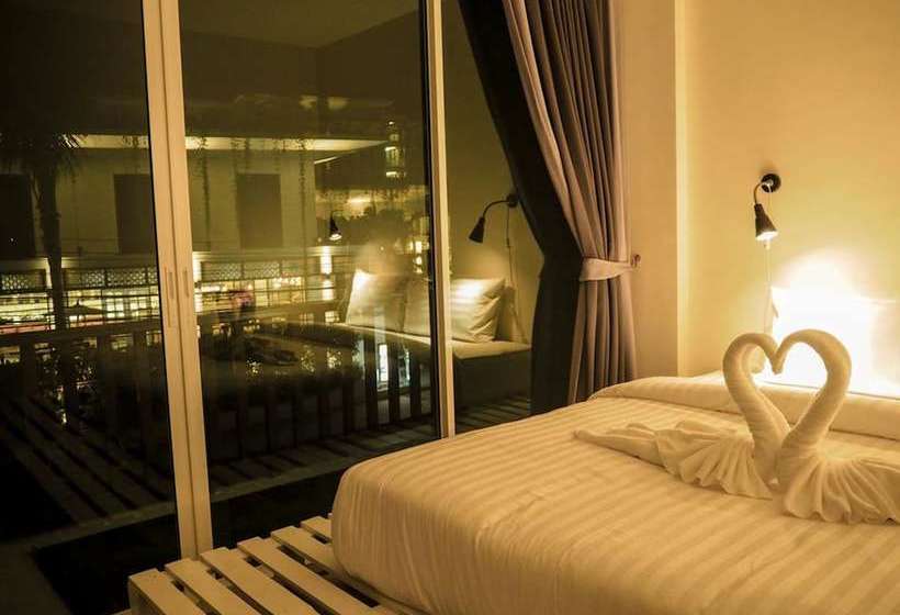 酒店 Take A Break At Naiyang Beach Hostel