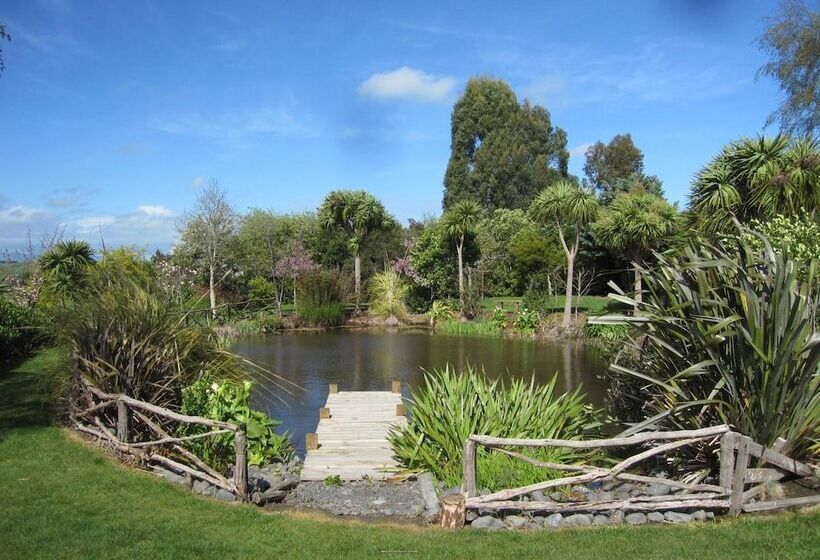 호텔 Thyme Out Estate