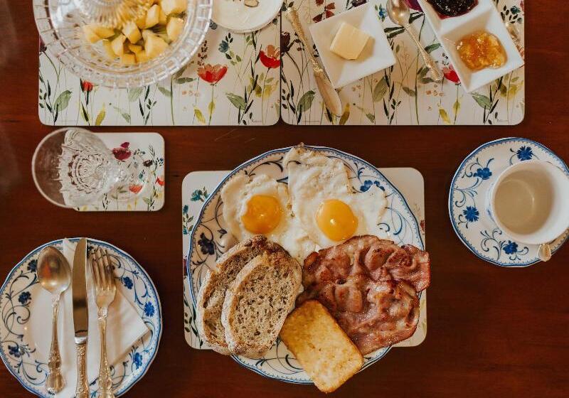 בית מלון כפרי Tongariro Crossing Lodge