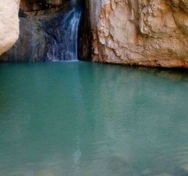 هتل Trajan Guest House   Hostel