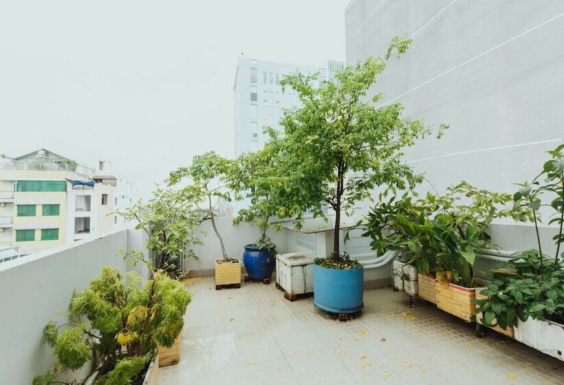 هتل Urban House Saigon 2