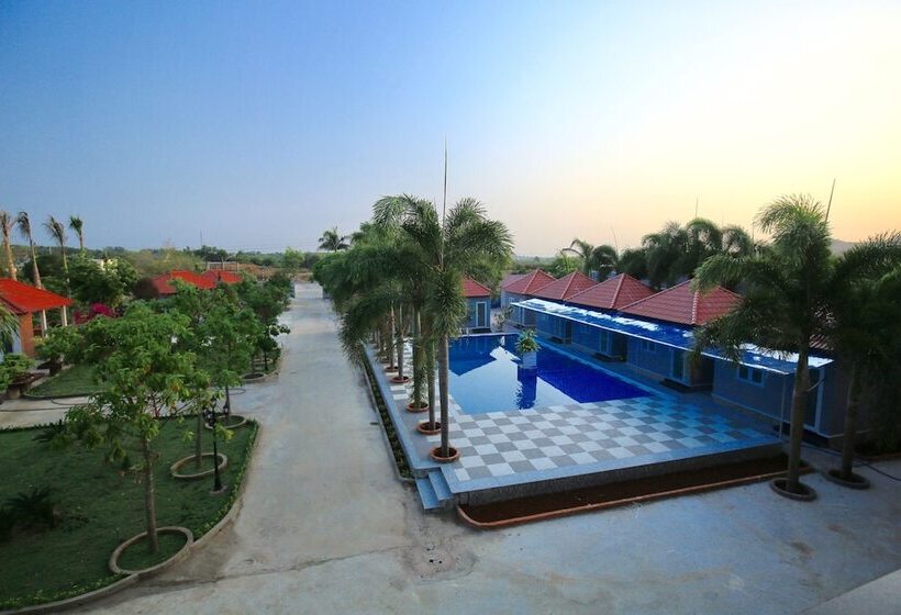 هتل Ven Song Riverside