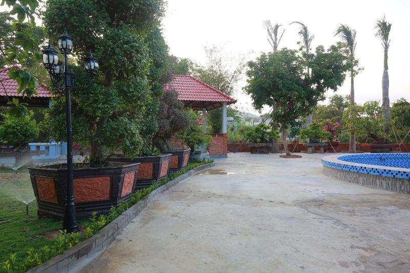 هتل Ven Song Riverside