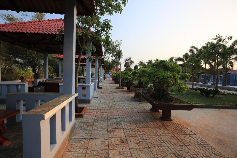 هتل Ven Song Riverside