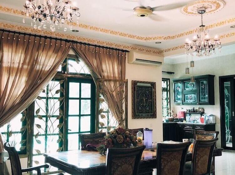 هتل Villa Shamir Near Klia