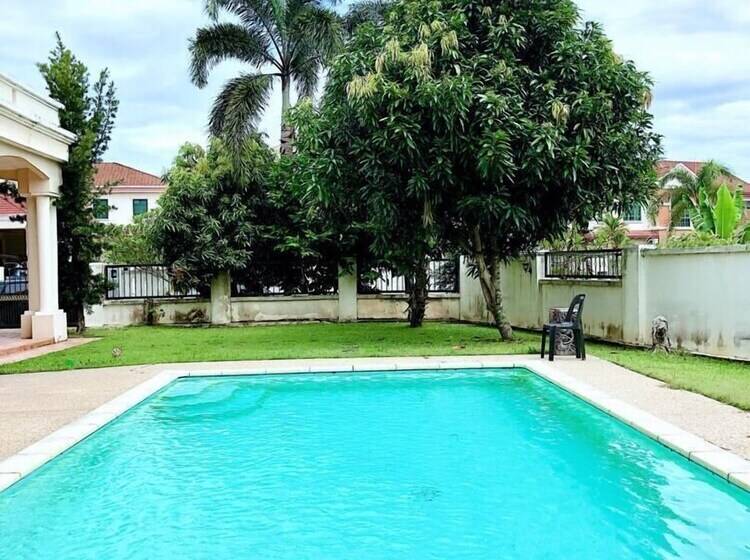 هتل Villa Shamir Near Klia