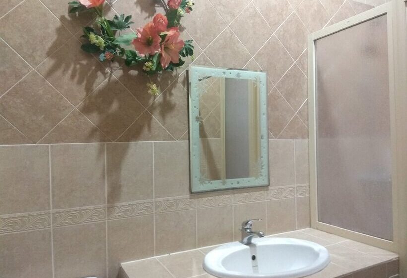 هتل Villa Shamir Near Klia
