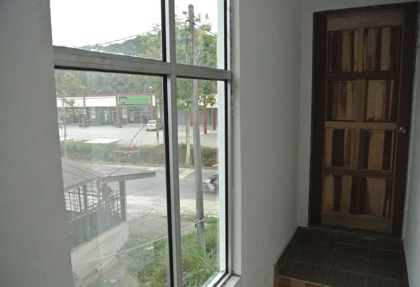 בית מלון כפרי Wave Langkawi Inn