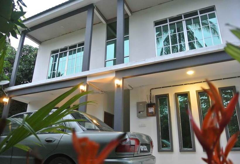 בית מלון כפרי Wave Langkawi Inn