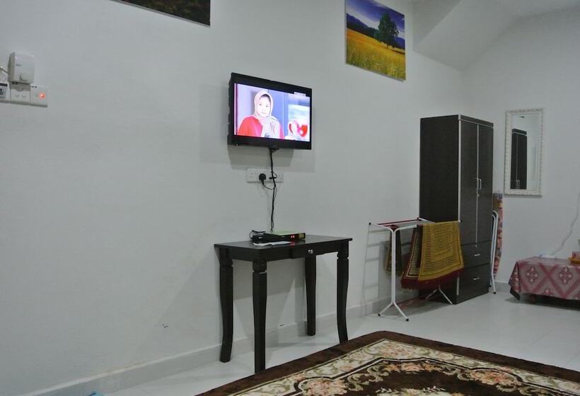 בית מלון כפרי Wave Langkawi Inn