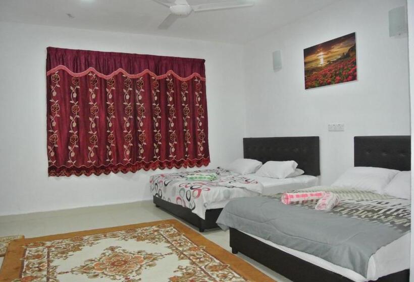 בית מלון כפרי Wave Langkawi Inn