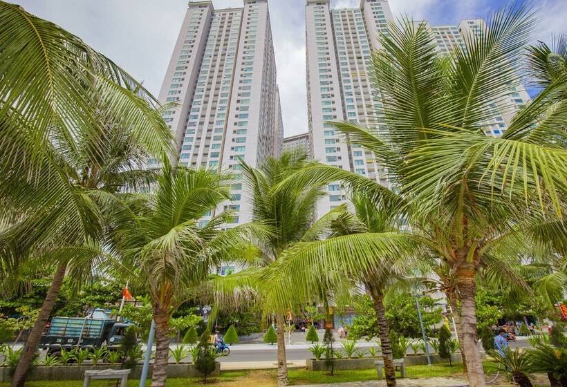 Paralia Hotel Nha Trang