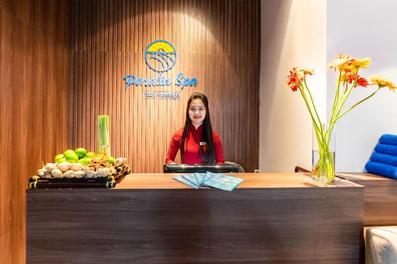 Paralia Hotel Nha Trang