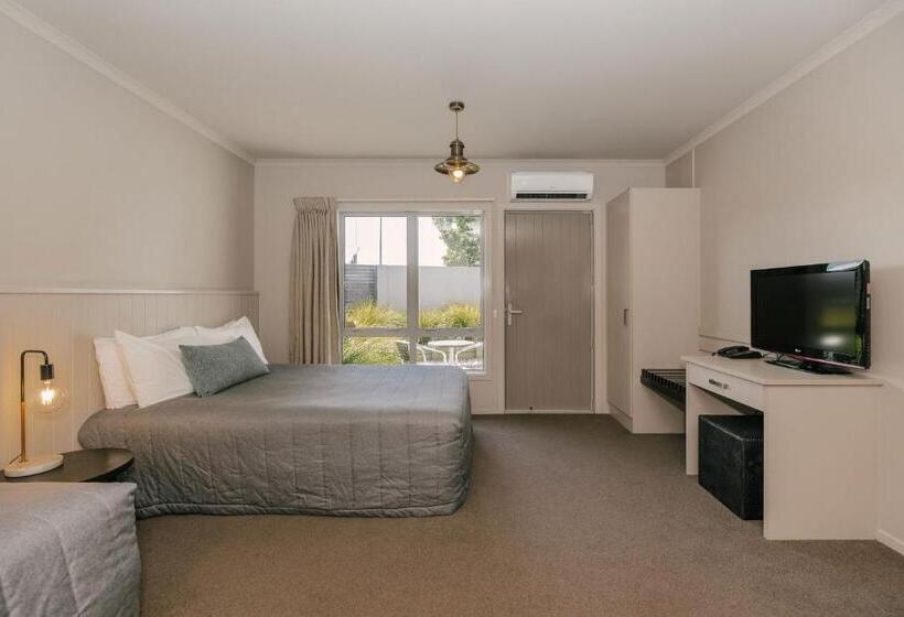 South Street West Motel