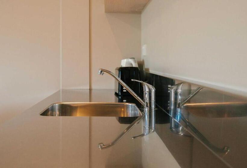 South Street West Motel